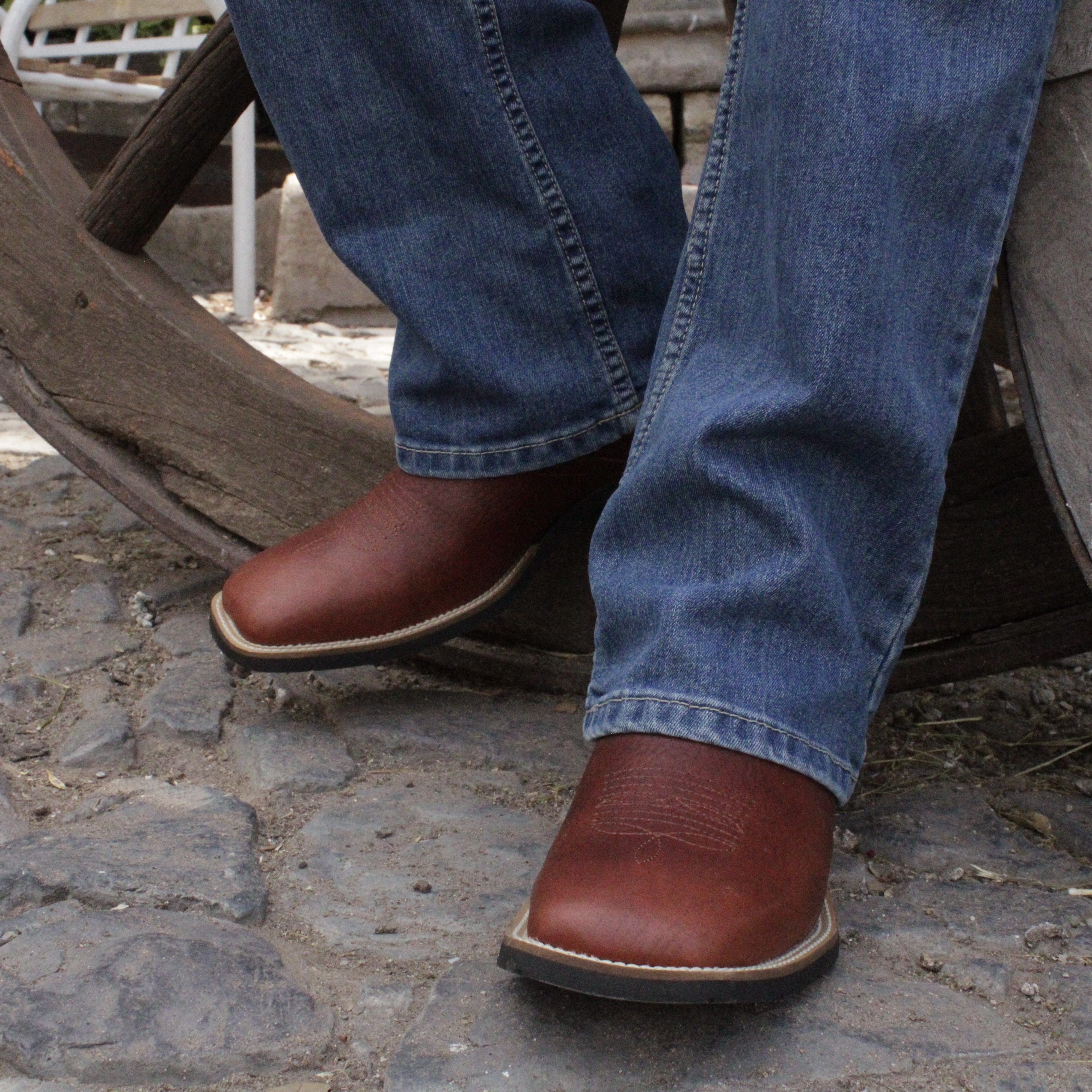 Botin Vaquero Color Shedrón para Hombre - Botín La Barca